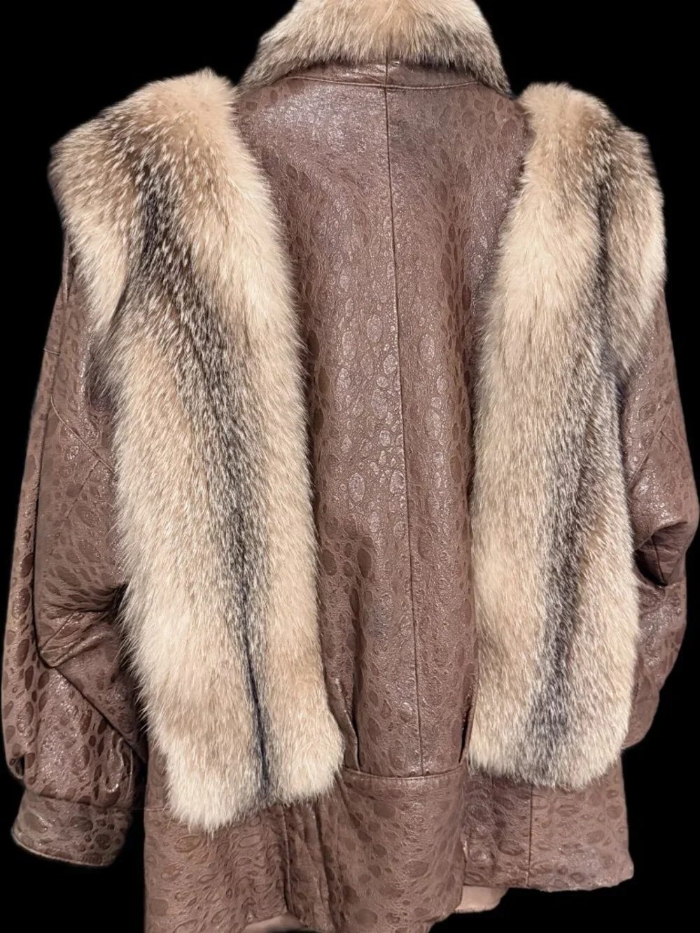 Vintage Fox Fur & Embossed Leather Jacket – NYC Furrier Piece - Picture 4 of 5
